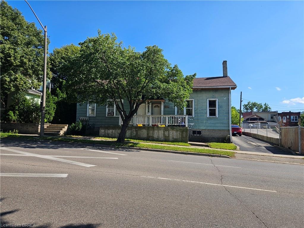 217-219 Dalhousie Street, Brantford, ON, N3S 3T8