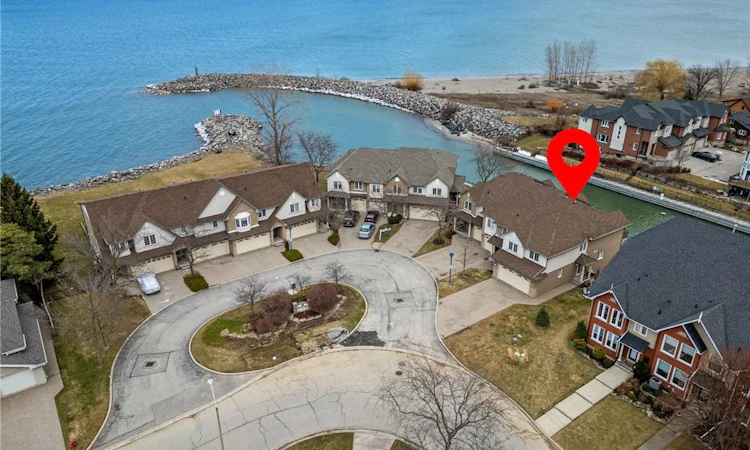 10-85 Edgewater Drive
