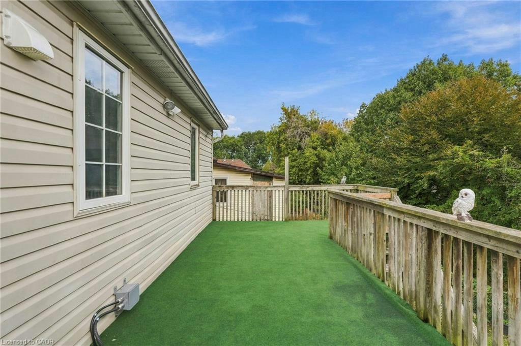 Upper-256 Bay Street N, Hamilton, ON, L8L 1M3 - 14