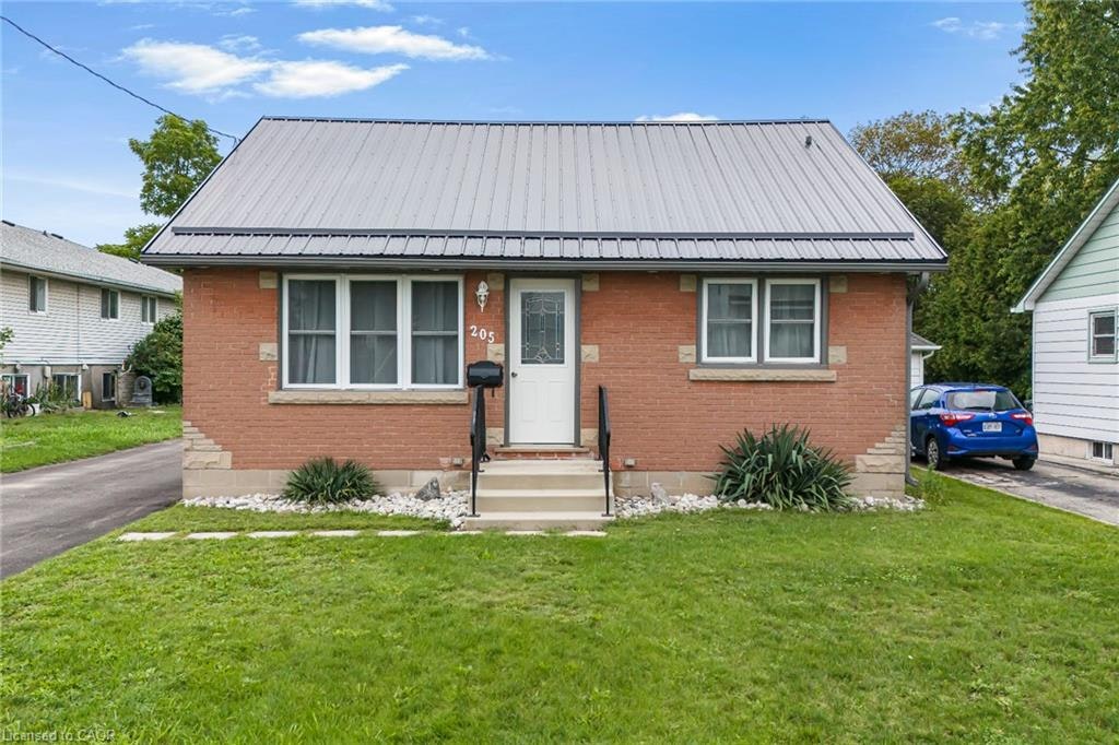 205 Crysler Street, Norfolk County, ON, N4B 1H9