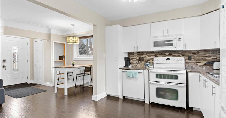 298 Barton Street, Hamilton, ON, L8E 2K6 - 11