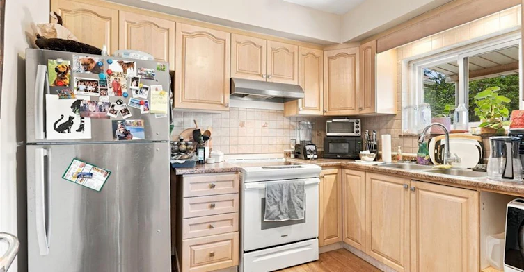 Upper-15 Clinton Street, Hamilton, ON, L8L 3J7 - 11