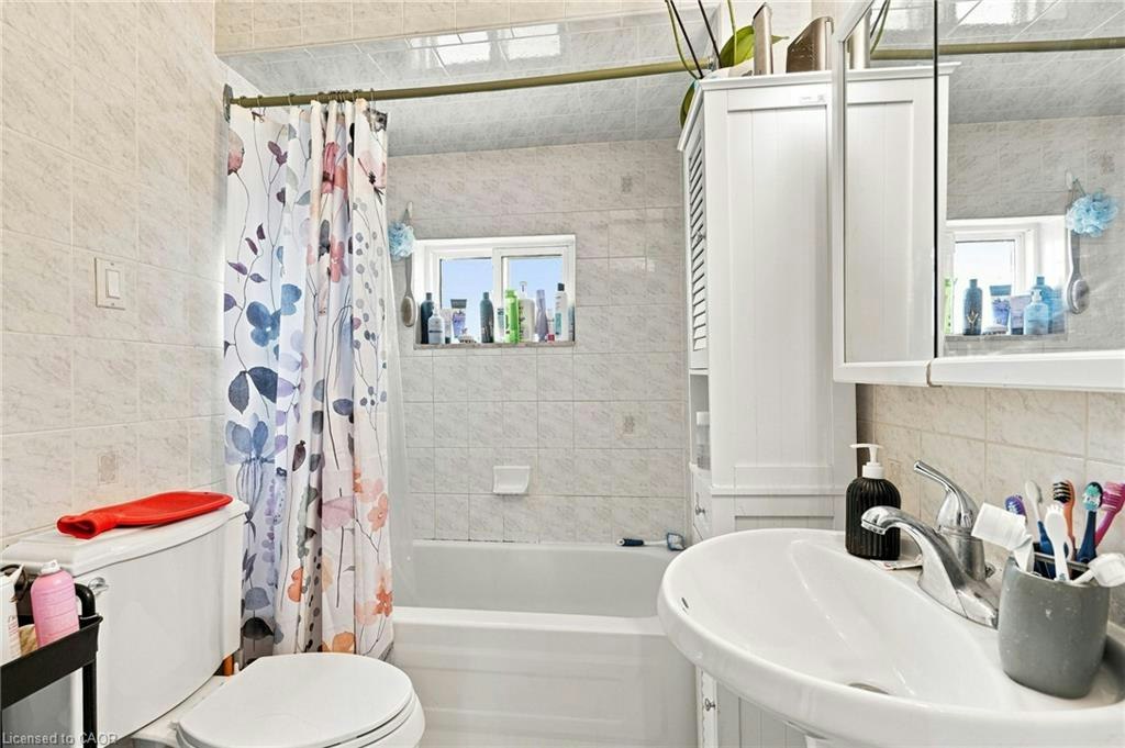 Upper-15 Clinton Street, Hamilton, ON, L8L 3J7 - 22
