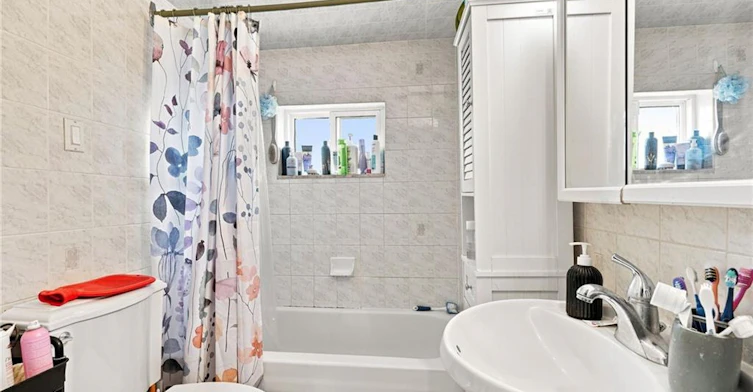 Upper-15 Clinton Street, Hamilton, ON, L8L 3J7 - 22