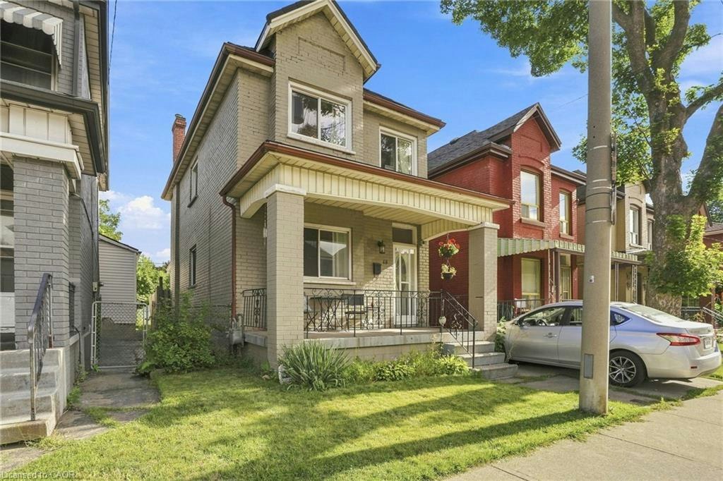 Upper-15 Clinton Street, Hamilton, ON, L8L 3J7