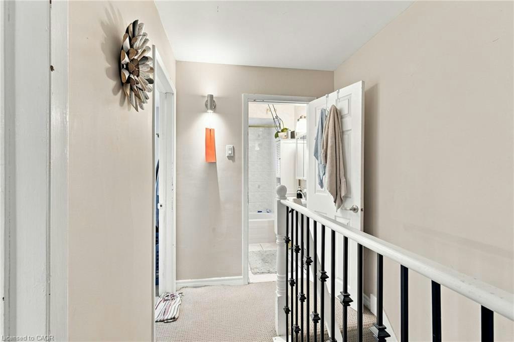 Upper-15 Clinton Street, Hamilton, ON, L8L 3J7 - 16