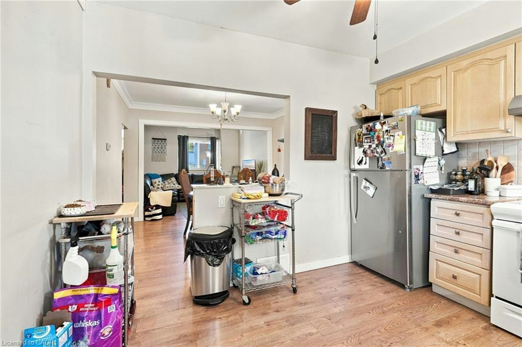 Upper-15 Clinton Street, Hamilton, ON, L8L 3J7 - 9