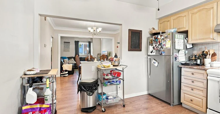 Upper-15 Clinton Street, Hamilton, ON, L8L 3J7 - 9