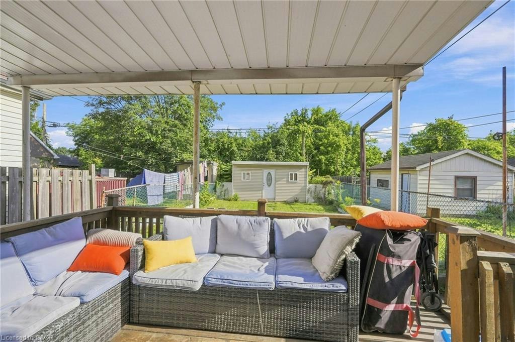 Upper-15 Clinton Street, Hamilton, ON, L8L 3J7 - 32