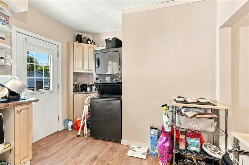 Upper-15 Clinton Street, Hamilton, ON, L8L 3J7 - 13