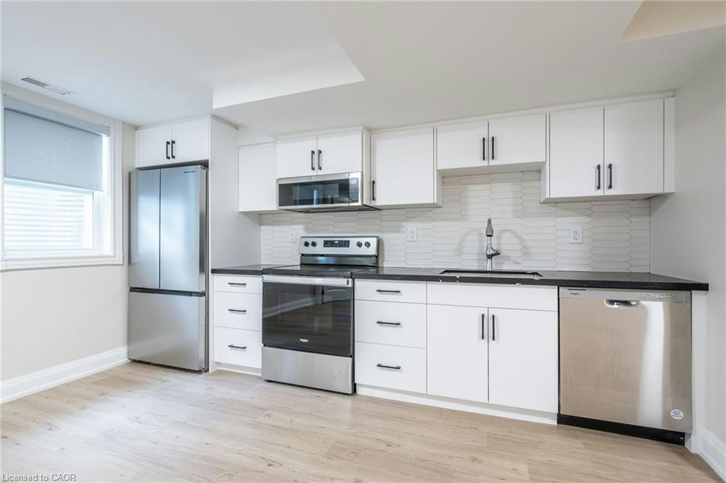 D-80 Irene Avenue, Hamilton, ON, L8G 2B2 - 2