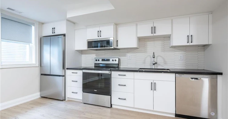 D-80 Irene Avenue, Hamilton, ON, L8G 2B2 - 2