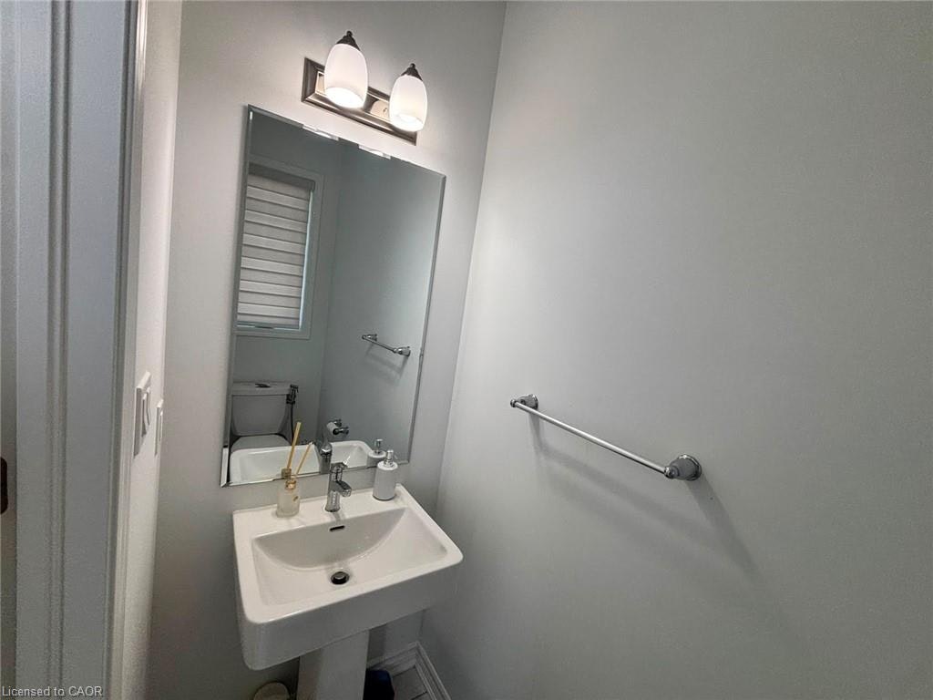 299 Rosenberg Way, Kitchener, ON, N2R 0V5 - 3