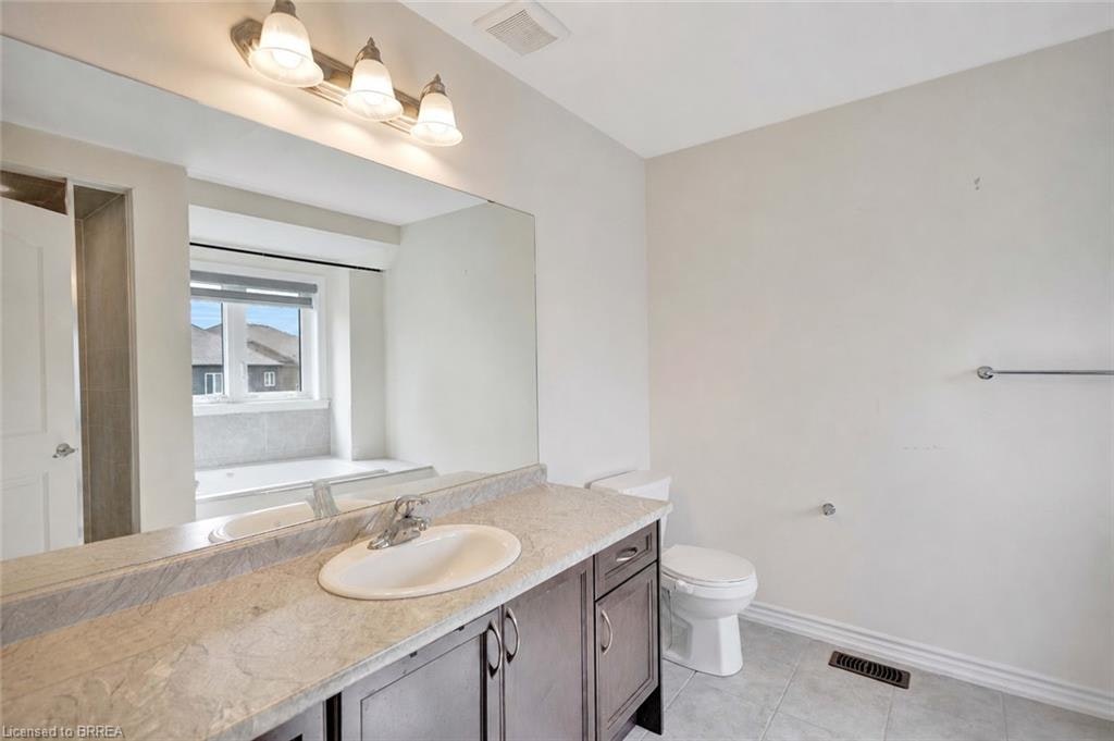 29 Jenner Drive, Brant, ON, N3L 3E3 - 17