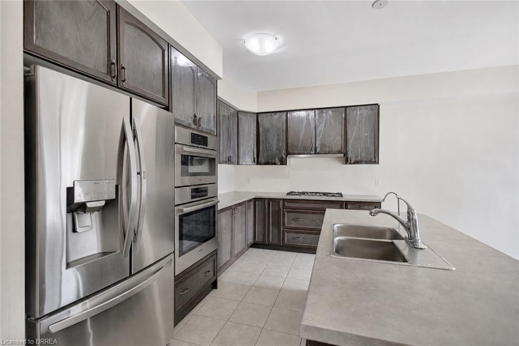 29 Jenner Drive, Brant, ON, N3L 3E3 - 11