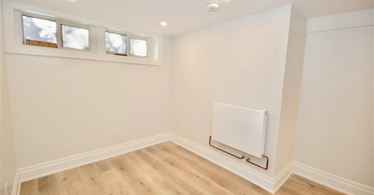 Lower-17 Inverness Avenue W, Hamilton, ON, L9C 1A1 - 10