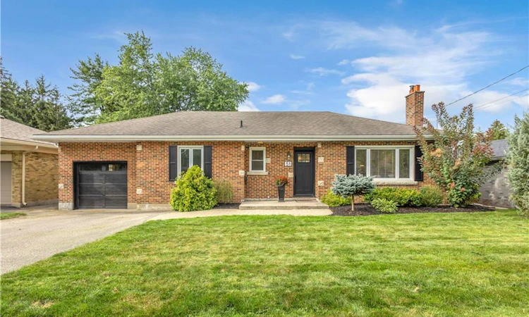 51 Admiral Road