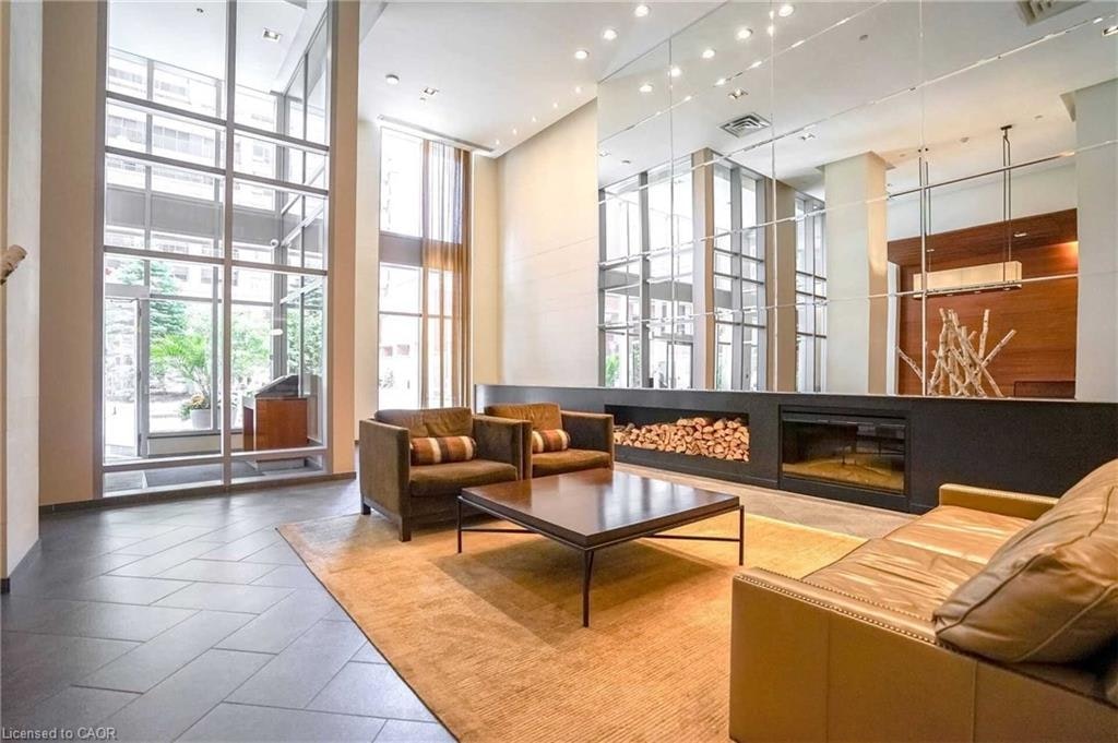 320-330 Princess Royal Drive, Mississauga, ON, L5B 4P7 - 29