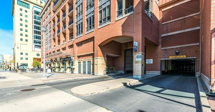 320-330 Princess Royal Drive, Mississauga, ON, L5B 4P7 - 43