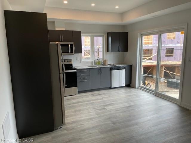 64-205 West Oak Trail, Kitchener, ON, N2R 0R9 - 4
