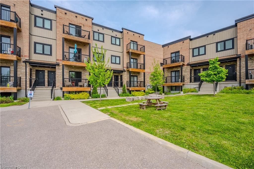 5C-164 Heiman Street, Kitchener, ON, N2M 0B8