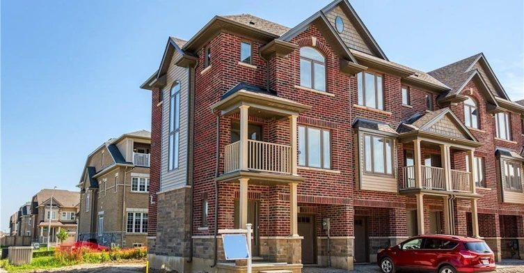 39-19 Picardy Drive, Hamilton, ON, L8J 0M7 - 3