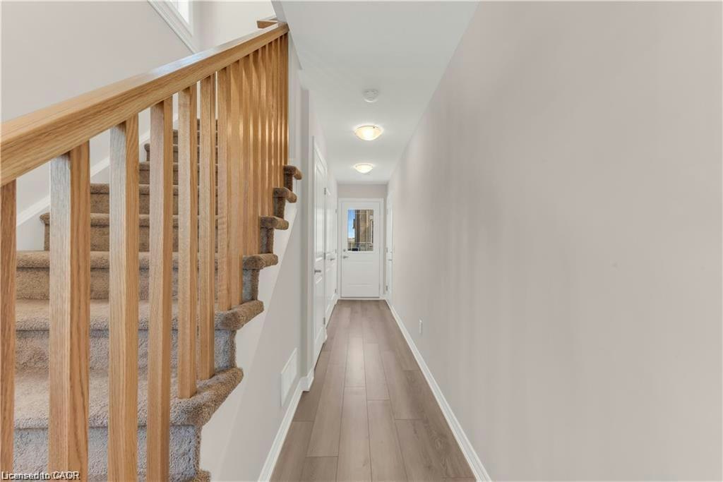 39-19 Picardy Drive, Hamilton, ON, L8J 0M7 - 5