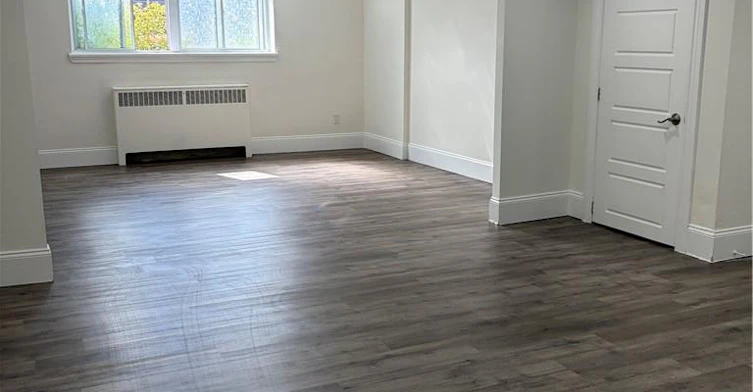 22-2 Grant Boulevard, Hamilton, ON, L9H 4L4 - 2