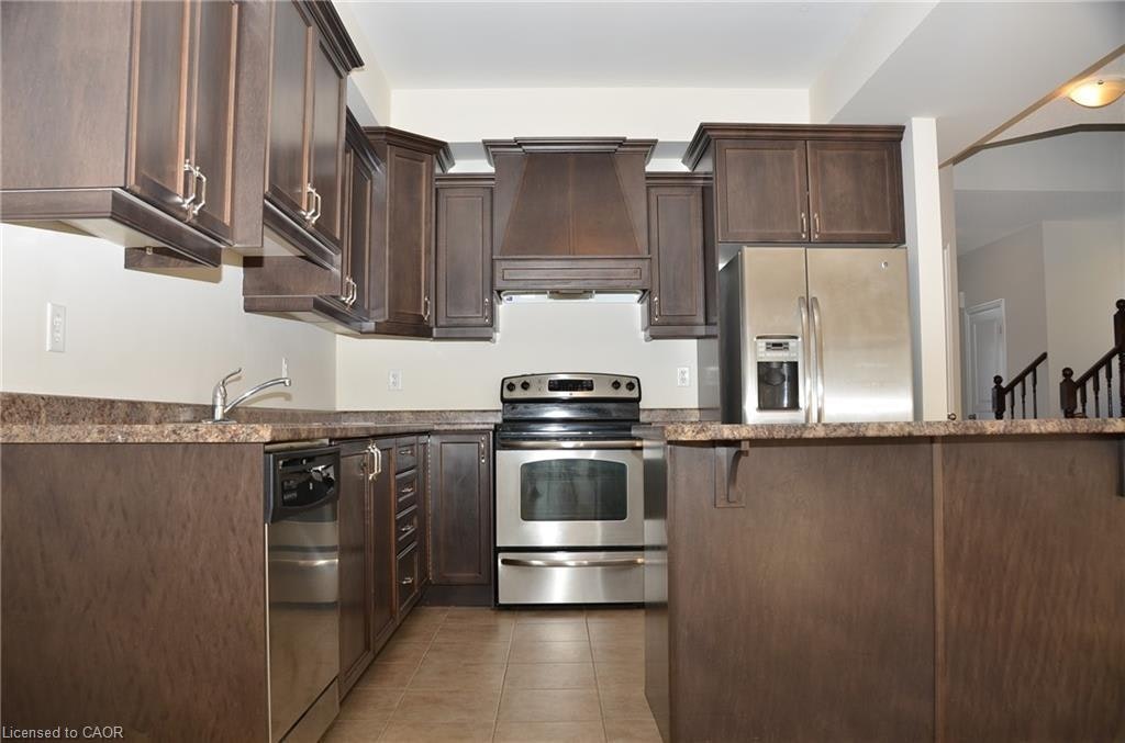 341 Stonehenge Drive, Hamilton, ON, L9K 1S7 - 6