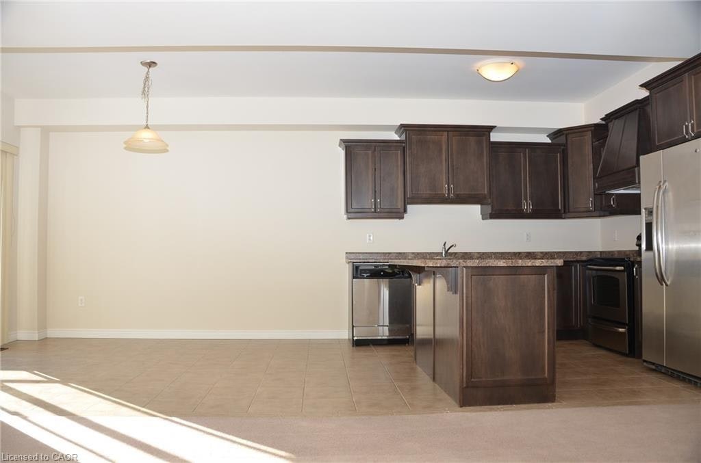 341 Stonehenge Drive, Hamilton, ON, L9K 1S7 - 4