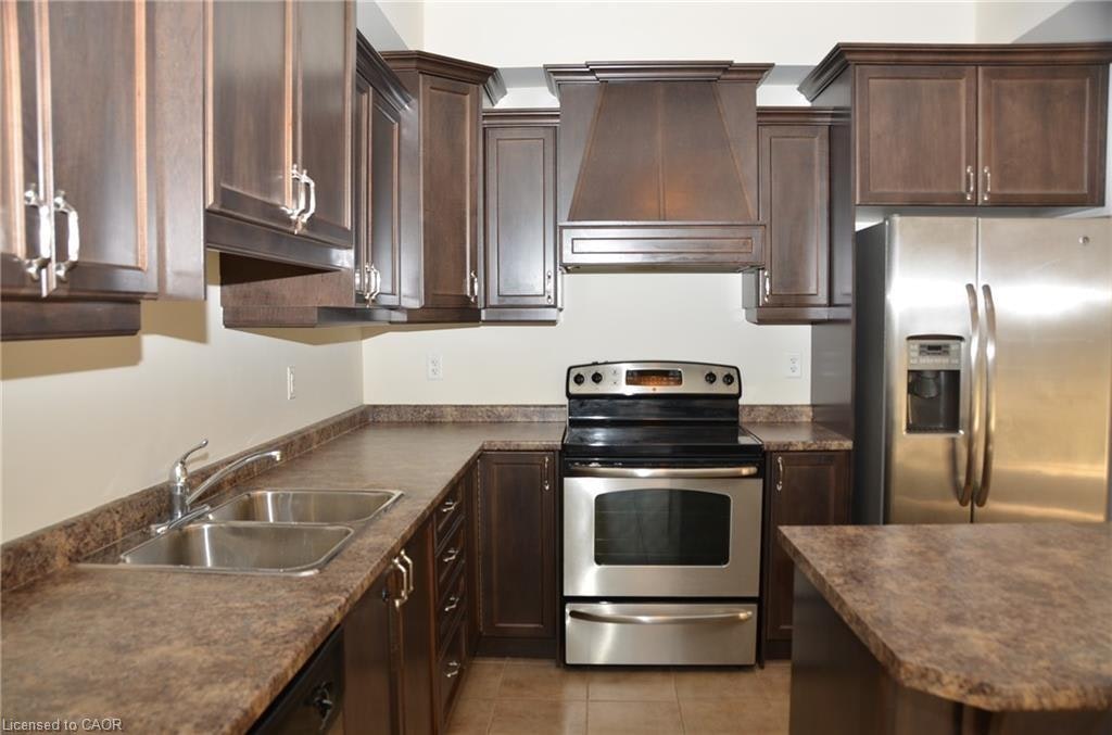 341 Stonehenge Drive, Hamilton, ON, L9K 1S7 - 10
