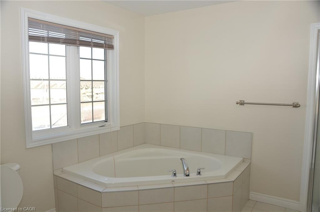 341 Stonehenge Drive, Hamilton, ON, L9K 1S7 - 17