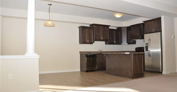 341 Stonehenge Drive, Hamilton, ON, L9K 1S7 - 3