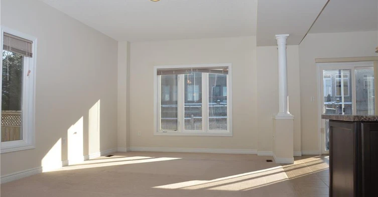 341 Stonehenge Drive, Hamilton, ON, L9K 1S7 - 2
