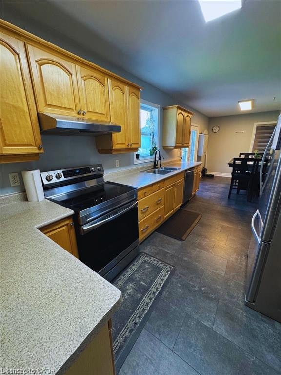 Upper Unit-63 Mintern Avenue, Brantford, ON, N3S 1L2 - 4