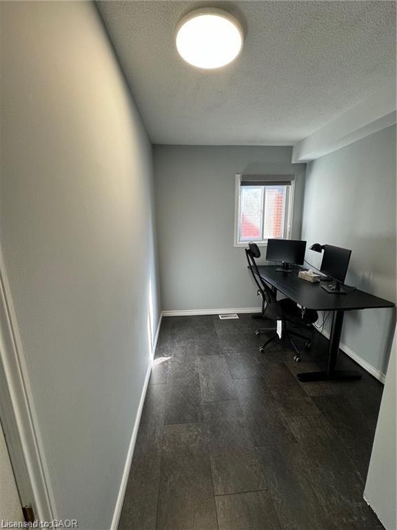 Upper Unit-63 Mintern Avenue, Brantford, ON, N3S 1L2 - 13