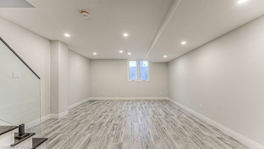 152 Overlea Drive, Kitchener, ON, N2M 1T3 - 10