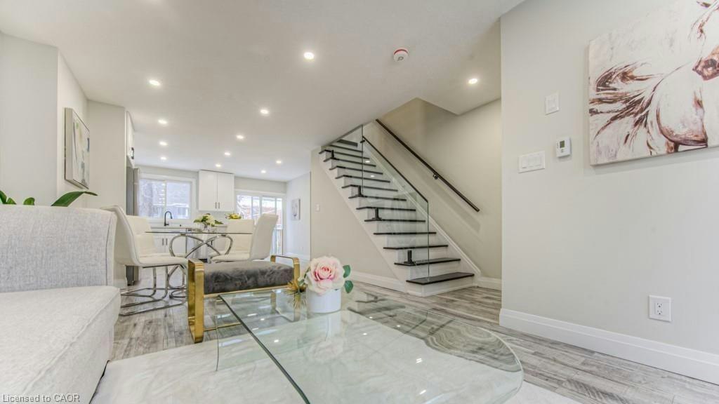 152 Overlea Drive, Kitchener, ON, N2M 1T3 - 18
