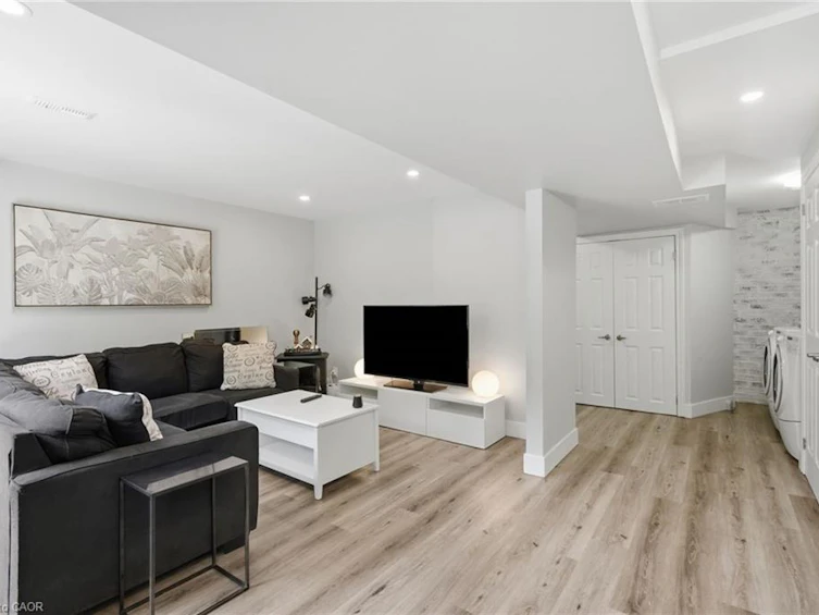 12-39 Panabaker Drive, Hamilton, ON, L9G 0A2 - 34