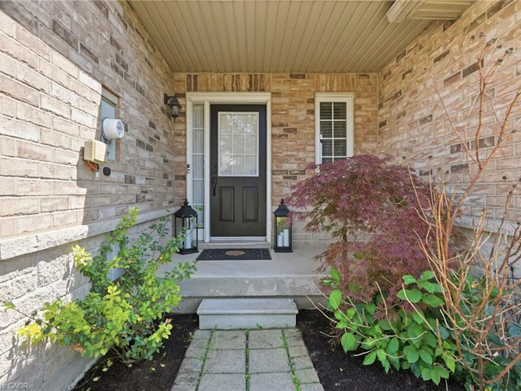 12-39 Panabaker Drive, Hamilton, ON, L9G 0A2 - 2