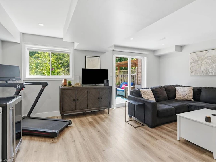 12-39 Panabaker Drive, Hamilton, ON, L9G 0A2 - 32