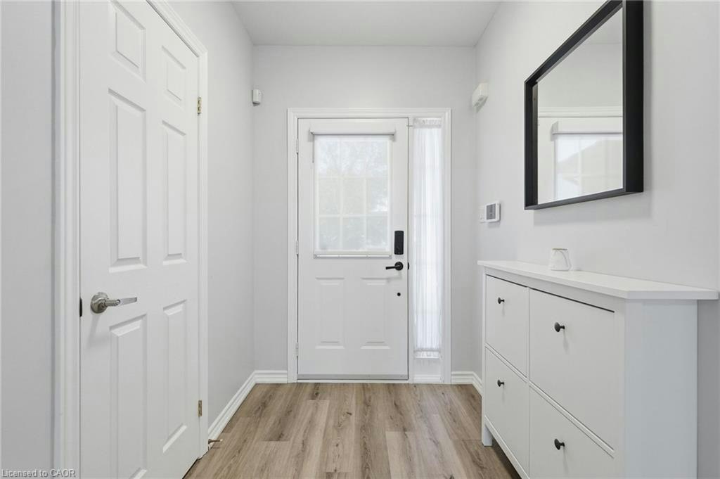 12-39 Panabaker Drive, Hamilton, ON, L9G 0A2 - 3