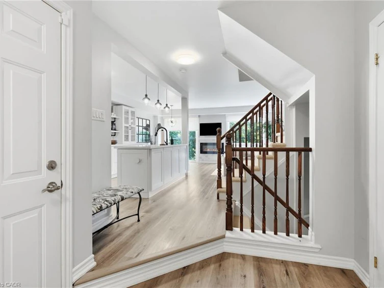 12-39 Panabaker Drive, Hamilton, ON, L9G 0A2 - 4