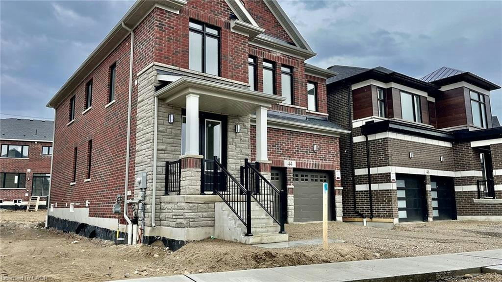 44 Blackburn Street, Cambridge, ON, N1S 0E1 - 2