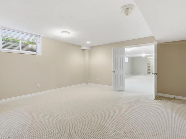 33 Norma Crescent, Guelph, ON, N1E 7M4 - 35