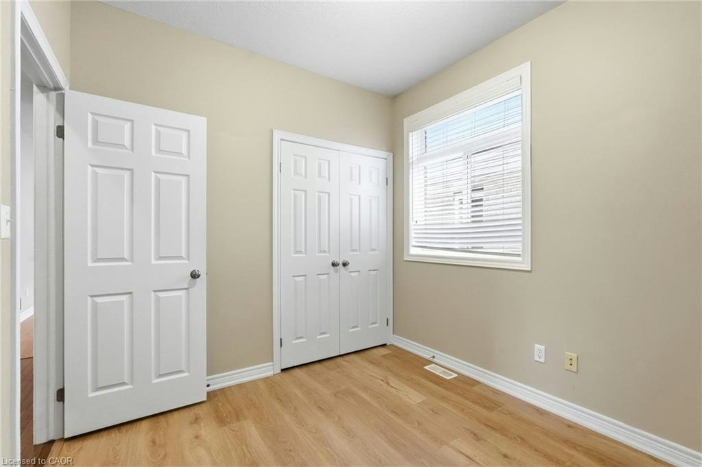 33 Norma Crescent, Guelph, ON, N1E 7M4 - 23