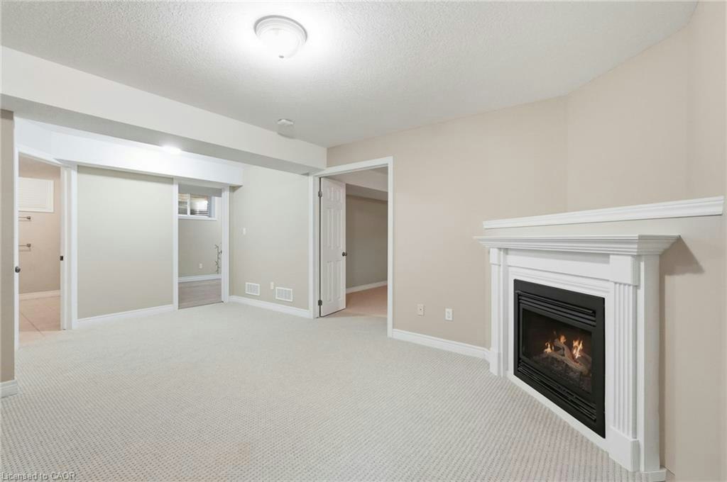 33 Norma Crescent, Guelph, ON, N1E 7M4 - 33