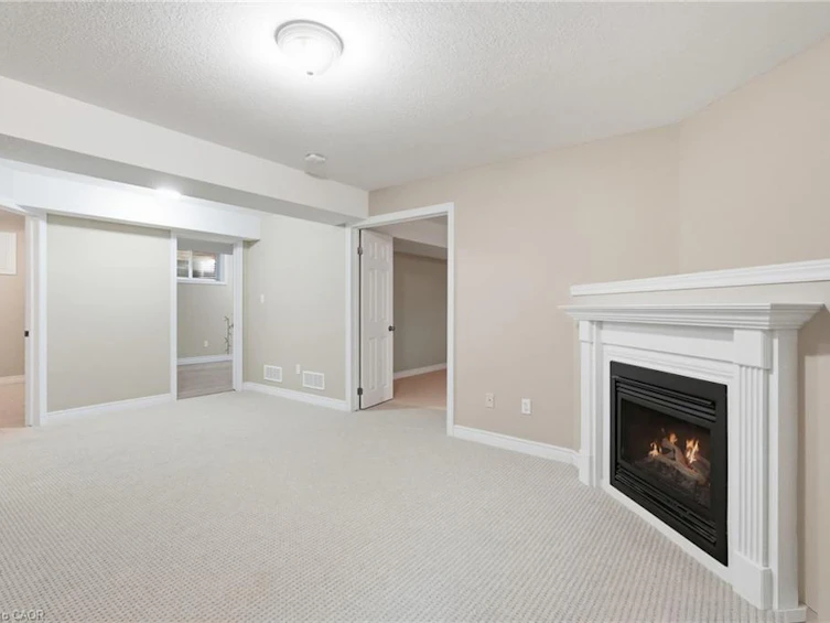 33 Norma Crescent, Guelph, ON, N1E 7M4 - 33