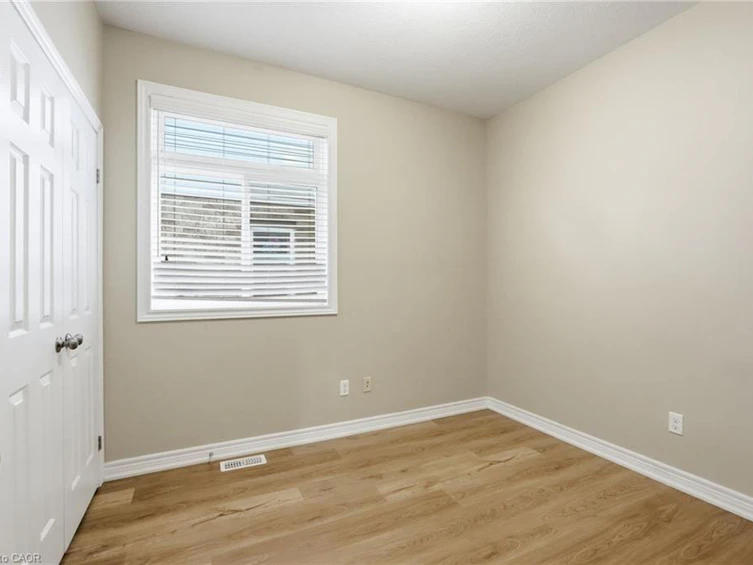 33 Norma Crescent, Guelph, ON, N1E 7M4 - 22