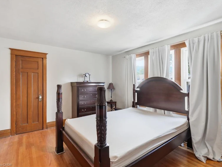 163 Grosvenor Avenue S, Hamilton, ON, L8M 3L4 - 22